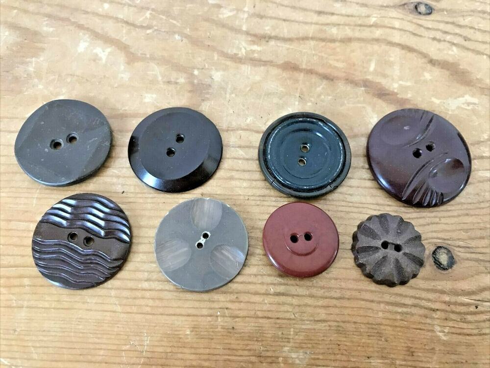 Vintage Antique Mid Century Set Mixed Lot 7 Brown Red Gray Celluloid Buttons
